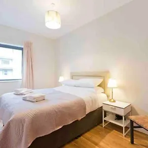 Apartment Luxury Two Bedroom In, Dublin